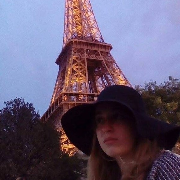 Meet your Posher, Rachael - Picture 1 of 1